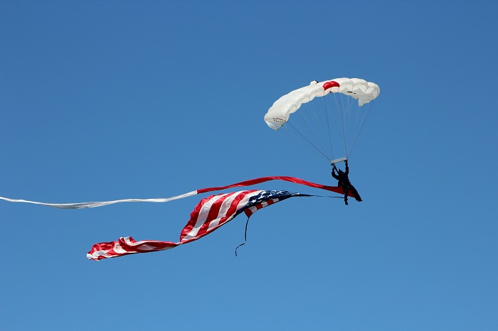 Image: Ocean City Airport Festival, Parachute Pyrotechnic Show & Boardwalk Aerobatic Airshow 